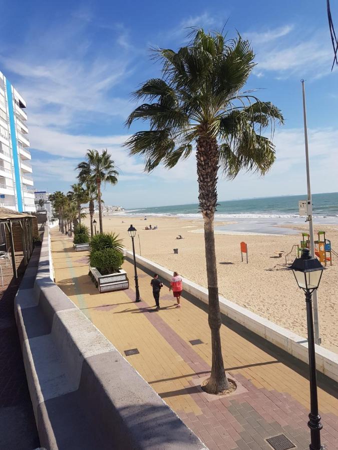 La Costilla Centro Y Playa Рота Экстерьер фото